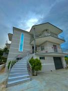 Top Lazarat Top Lazarat