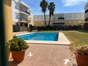 La Bodega del Mar - Luminoso y céntrico apto con piscina en verano y parking