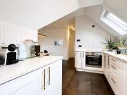 Anas Place near West Hampstead- 2 Double Beds, Max 4 People