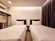 Red Door Samsen Hotel, Bangkok