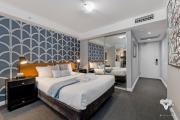 KOZYGURU SYDNEY CBD AMAZING 2 BED NHA653-302