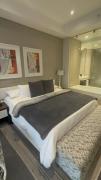 Sandton Skye Comfy Executive Apartment