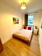 London Bridge Retreat