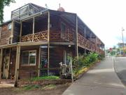 Top Omeo