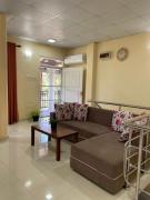 Negombo win villa ladies hostel