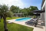 Villa Unica for 8 People in Central Istra, very quiet and luxurious retreat only 15 minutes from azure blue sea