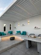 Kapetan Giannis Suite