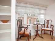 1 Perfectly located stylish, comfortable apartment