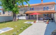 3 Bedroom Stunning Home In Brscici 3 Bedroom Stunning Home In Brscici