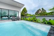 Sea Eagle Mountain private pool villa Aonang