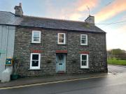 Carreg Llwyd cottage, Solva
