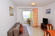 Family friendly seaside apartments Slatine, Ciovo - 23108 Family friendly seaside apartments Slatine, Ciovo - 23108