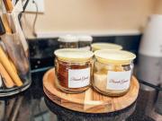 2BR with Balcony Free use Pool, Gym, Bball, Netflix