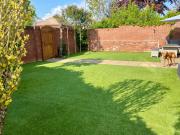 Dog friendly home close to the beach and the town