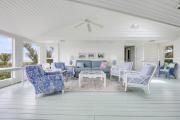 Top Captiva