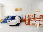 Sunny Blue Home - near Pools, Beach and Golf