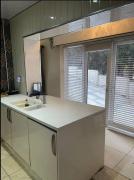 Smart Large Room with disabled facilities Idealy Located near Doncaster - Rotherham -Sheffield