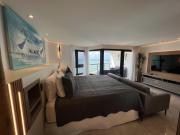 Particular Deluxe Iate Plaza