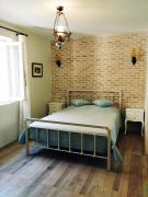 Antique Garden Studio