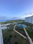 Location,Stunning Views,Pool, Fast WiFi& Cozy Apt