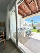 Casa a 500m Playa Atlanterra, Piscina y Parking, 6pax