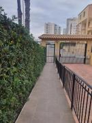 Modern Apartment Near The Beach