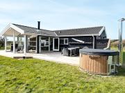 6 person holiday home in Hjørring-By Traum