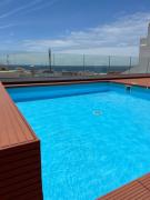 Zona centrica pero tranquila con piscina y fibra