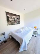 Studio, piscine, parking