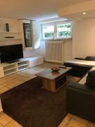 Schöne und große Ferien und Monteur Wohnung