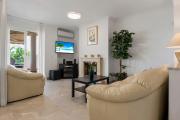 Duplex in Puerto Banus by Costarentals - Ref M40