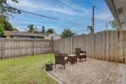 Jupiter Townhome with Patio and Yard about 6 Mi to Beach!