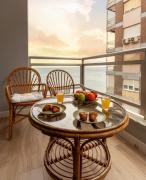 Casa en primera línea de playa, en paseo marítimo