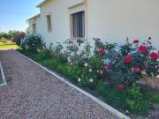 Maison jumelée clôturée