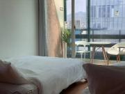 Hongik Univ Station House