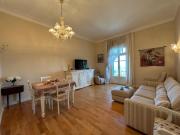 Vaste 2 pièces raffiné vue mer MENTON CENTRE