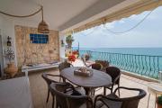 Poseidon Seafront Apartment by RentalsPro - Siviri Halkidiki Poseidon Seafront Apartment by RentalsPro - Siviri Halkidiki
