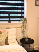 Deluxe Small Double Room - Travelling Professionals