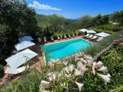 Luxurious Umbrian Retreat for 10 with Private Terrace and Pool
