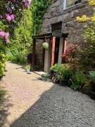 Swn y nant Barmouth road A496 Llanelltyd