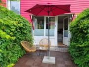 Charysma - Rosso-Suite, warmes & stilvolles Design, Terrasse, Parkplatz