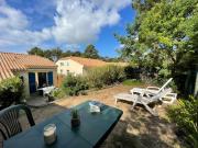 Maison de vacances avec piscine, terrasse et coin détente en forêt, proche plage! - FR-1-323-486