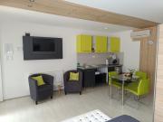 Újhely Apartmanház