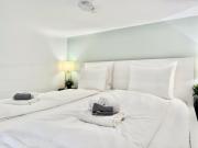 Standard Apartment by Hi5- Downtown Jungle Apartment Standard Apartment by Hi5- Downtown Jungle Apartment