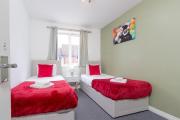 2-BR Executive En-Suite Apartment by MBiZ 2-BR Executive En-Suite Apartment by MBiZ