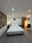 Newly decorated Studio Flat