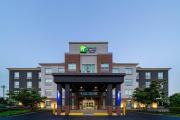 Holiday Inn Express Hotel & Suites Woodbridge by IHG