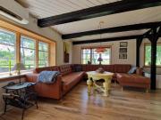 Family-Friendly Coastal Cottage