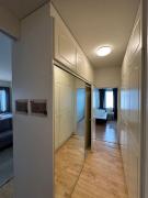 Kotimaailma-neliö keskustassa