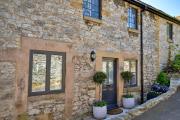 Finest Retreats - Sisu Bakewell, Limestones Cottage
